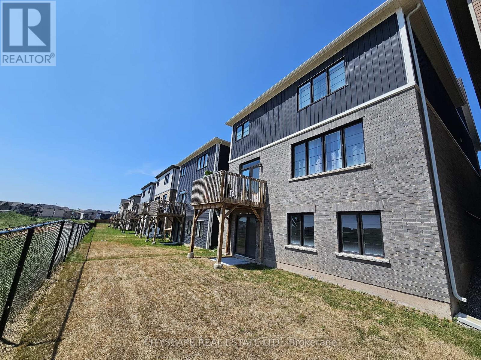 61 Starboard Crescent, Welland, Ontario  L3B 0M7 - Photo 37 - X12319572