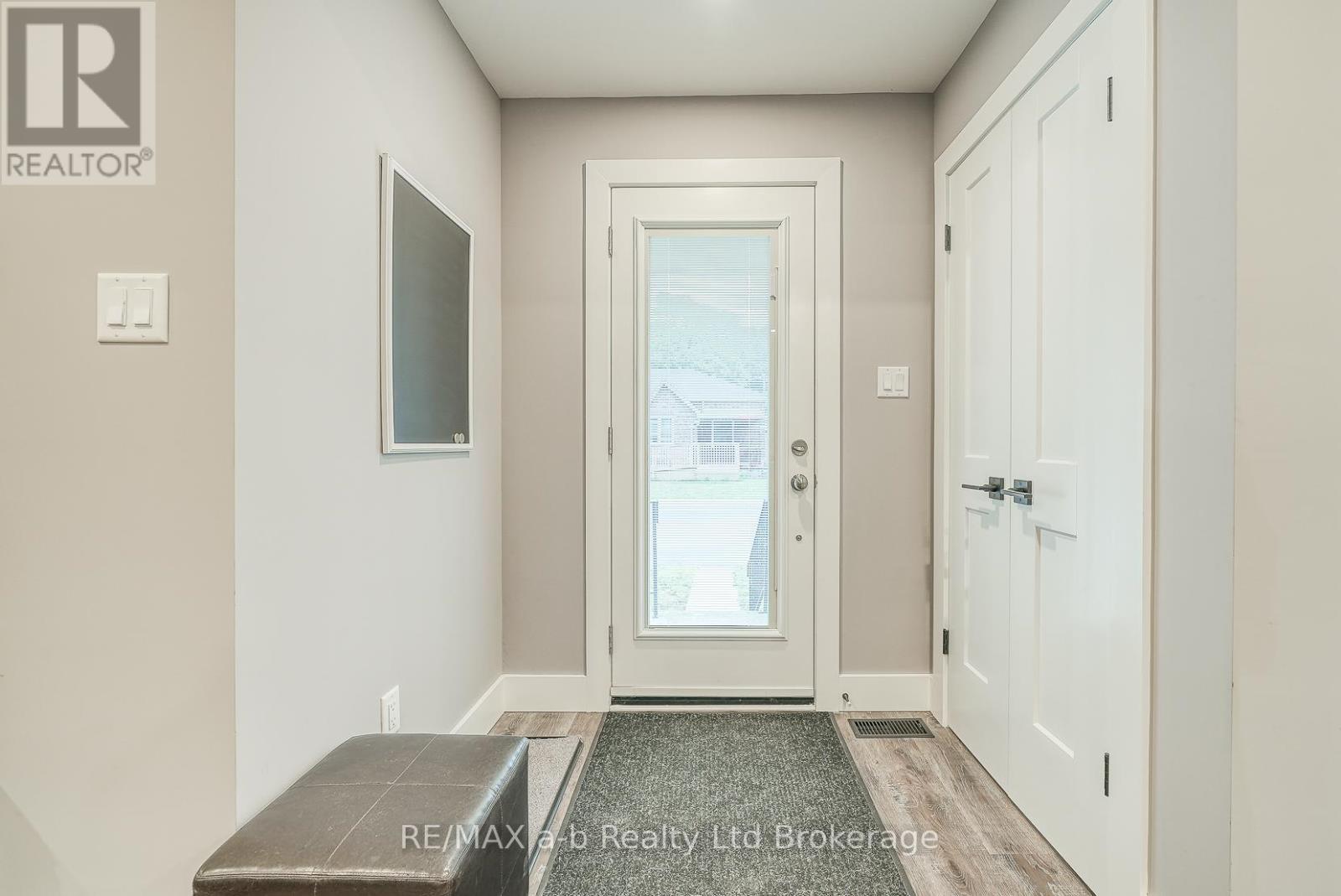 62 William Street, Ingersoll, Ontario  N5C 1M5 - Photo 5 - X12319723