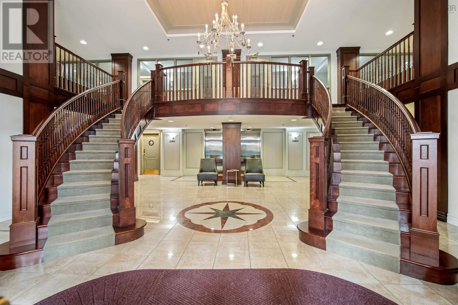 Property at 201 40 Regency Park Drive image 3