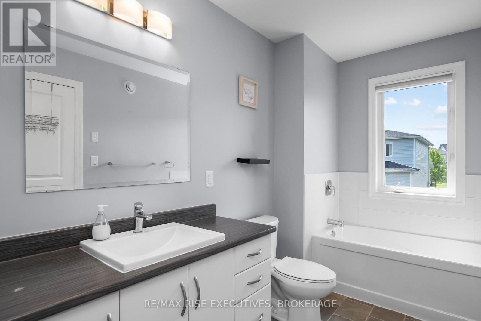 1369 Tremont Drive, Kingston, Ontario  K7P 0M6 - Photo 22 - X12319774