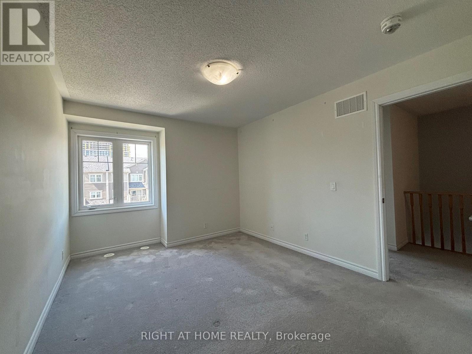 24 Nearco Crescent, Oshawa, Ontario  L1L 0J4 - Photo 18 - E12319663