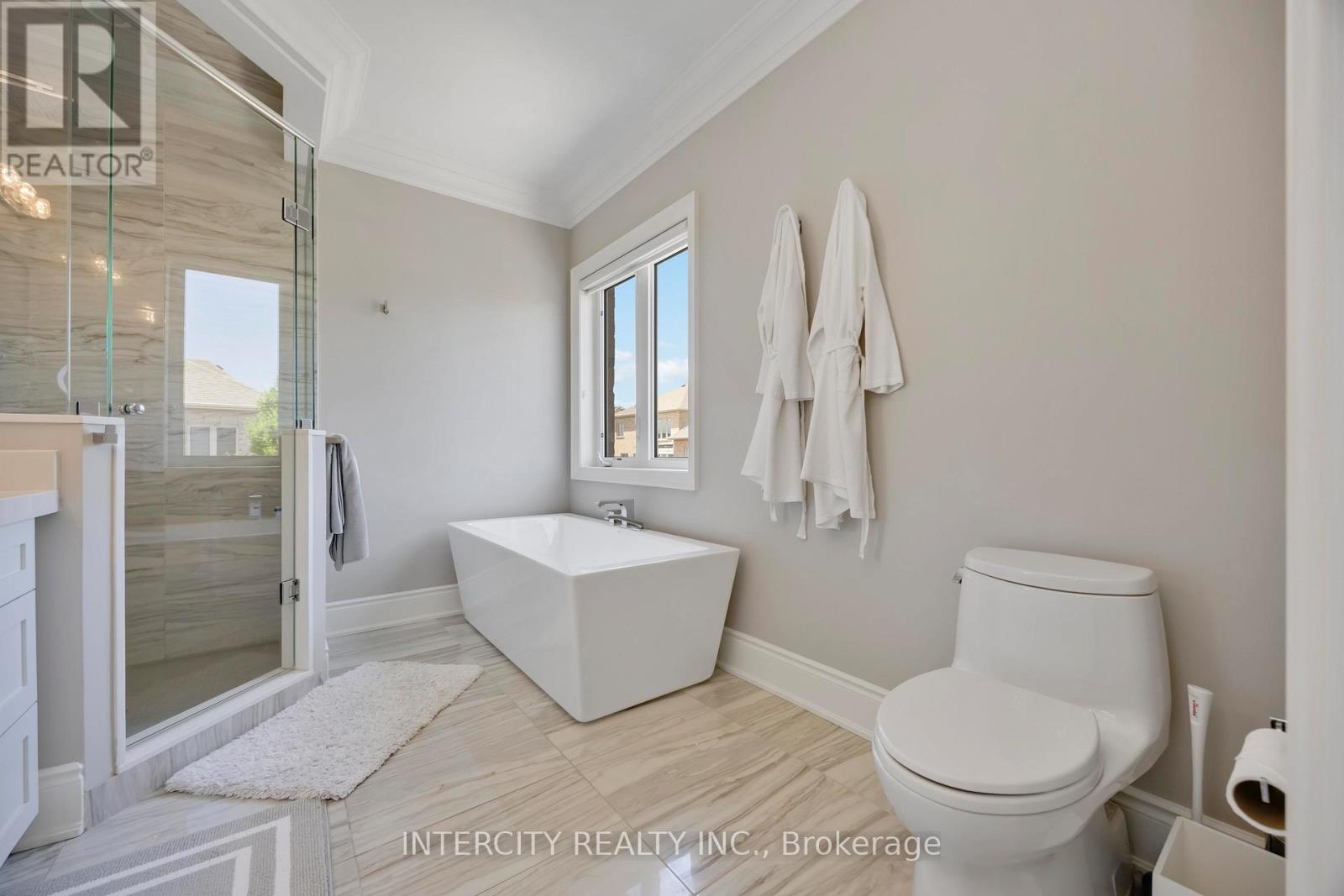 40 Garyscholl Road, Vaughan, Ontario  L4L 1A6 - Photo 23 - N12262050