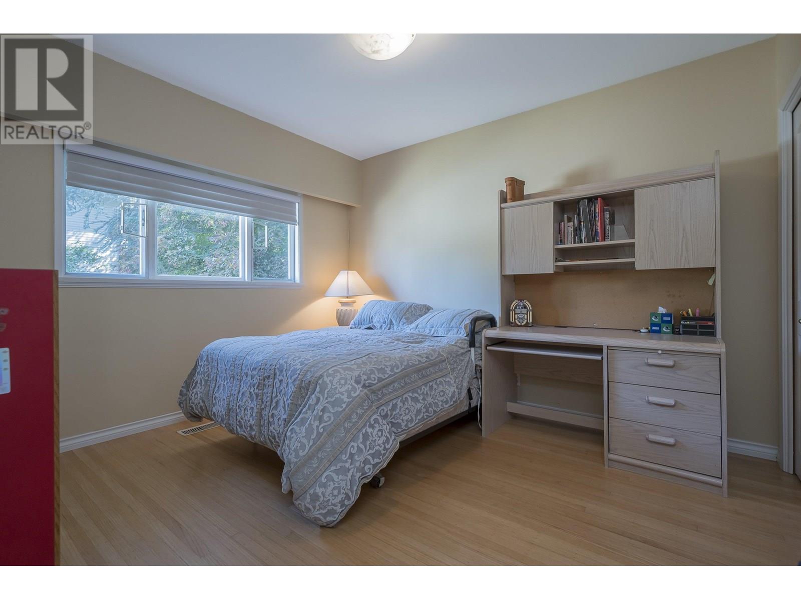 541 Cochrane Avenue, Coquitlam, British Columbia  V3J 2A3 - Photo 30 - R3031817