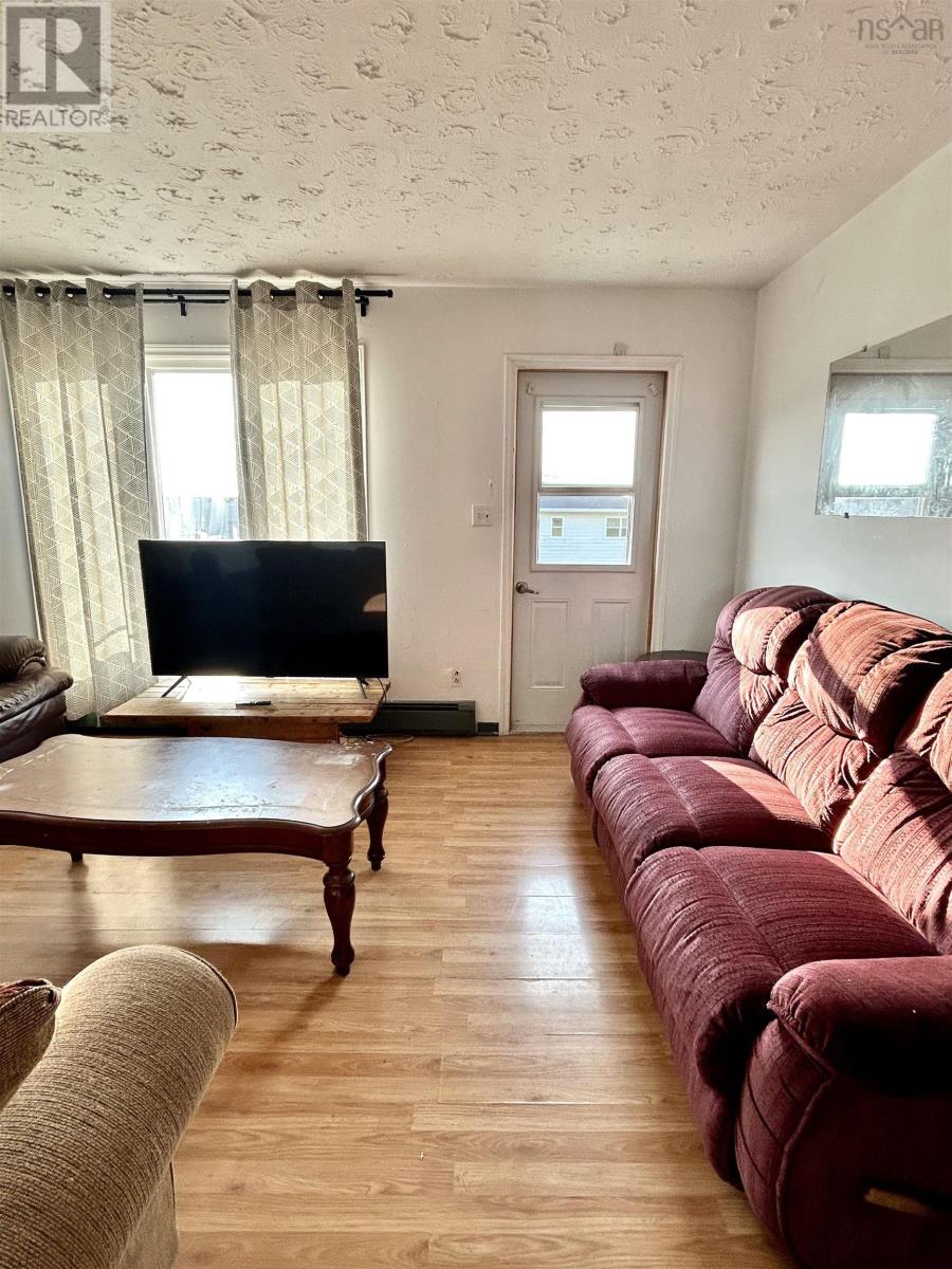 15996 Central Avenue, Inverness, Nova Scotia  B0E 1N0 - Photo 7 - 202519374
