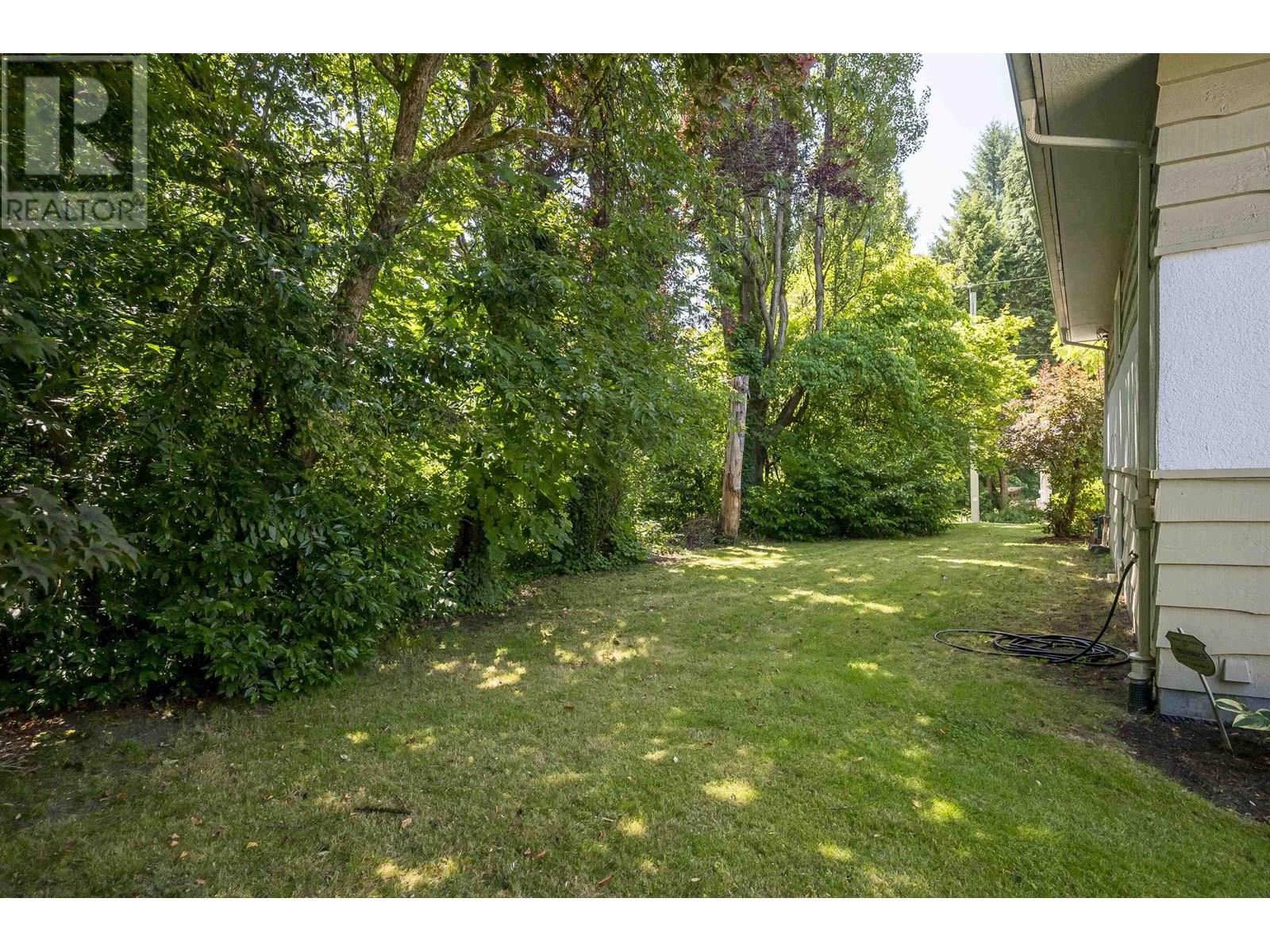 541 Cochrane Avenue, Coquitlam, British Columbia  V3J 2A3 - Photo 21 - R3031817