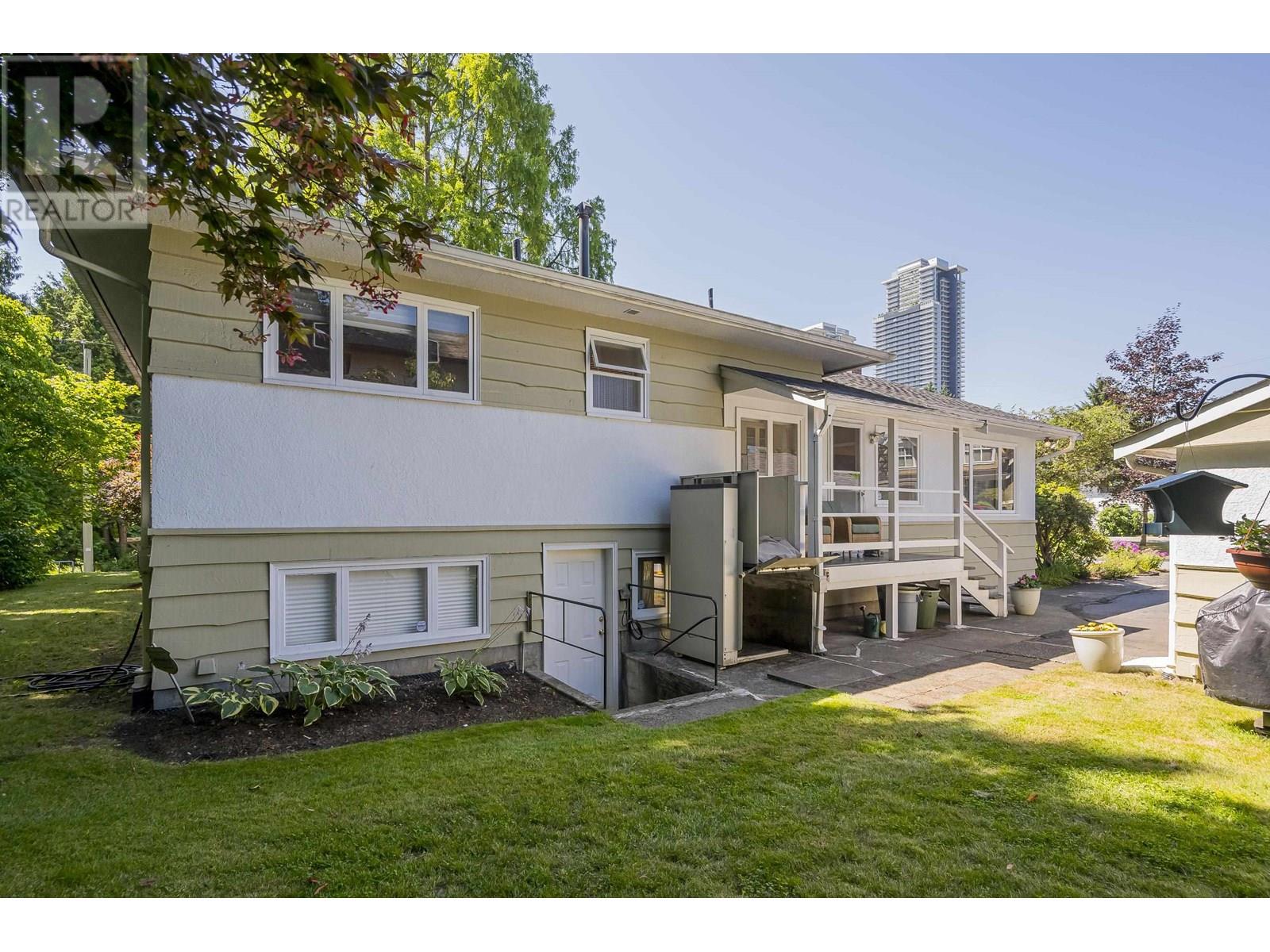 541 Cochrane Avenue, Coquitlam, British Columbia  V3J 2A3 - Photo 24 - R3031817