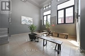 425 - 429 Kent Street, Ottawa, Ontario  K2P 1B5 - Photo 3 - X12319771