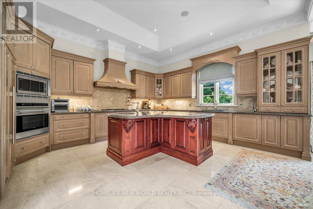 12 Denham Drive, Richmond Hill, Ontario  L4C 6J1 - Photo 18 - N12319615