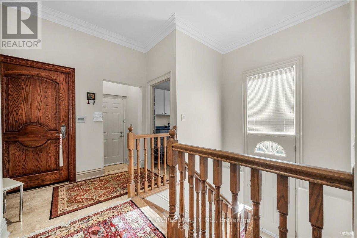 12 Denham Drive, Richmond Hill, Ontario  L4C 6J1 - Photo 38 - N12319615