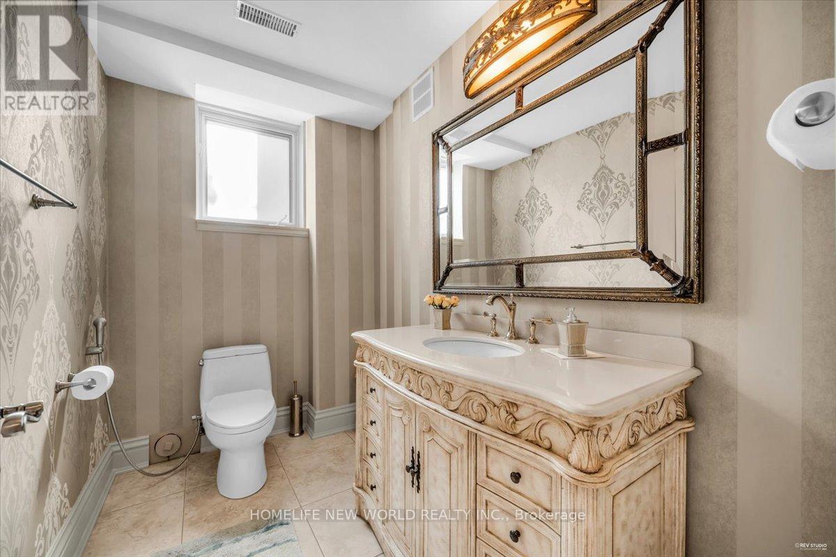 12 Denham Drive, Richmond Hill, Ontario  L4C 6J1 - Photo 42 - N12319615