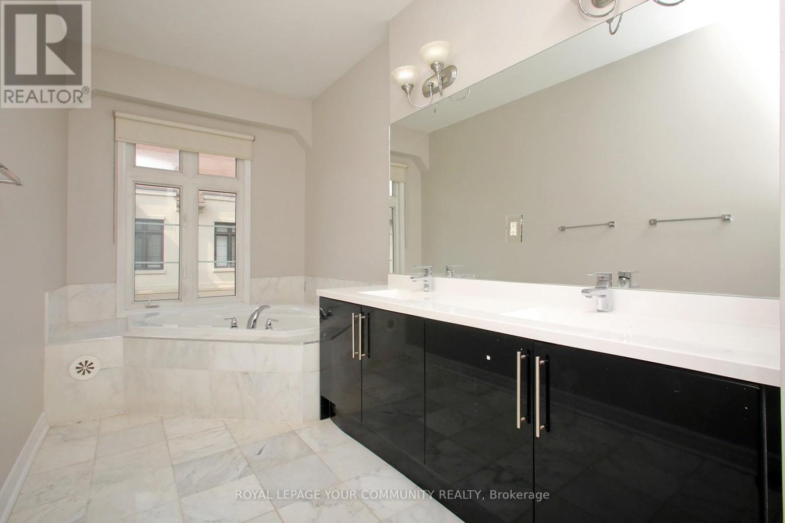 19 - 7 Brighton Place, Vaughan, Ontario  L4J 0E3 - Photo 13 - N12319674