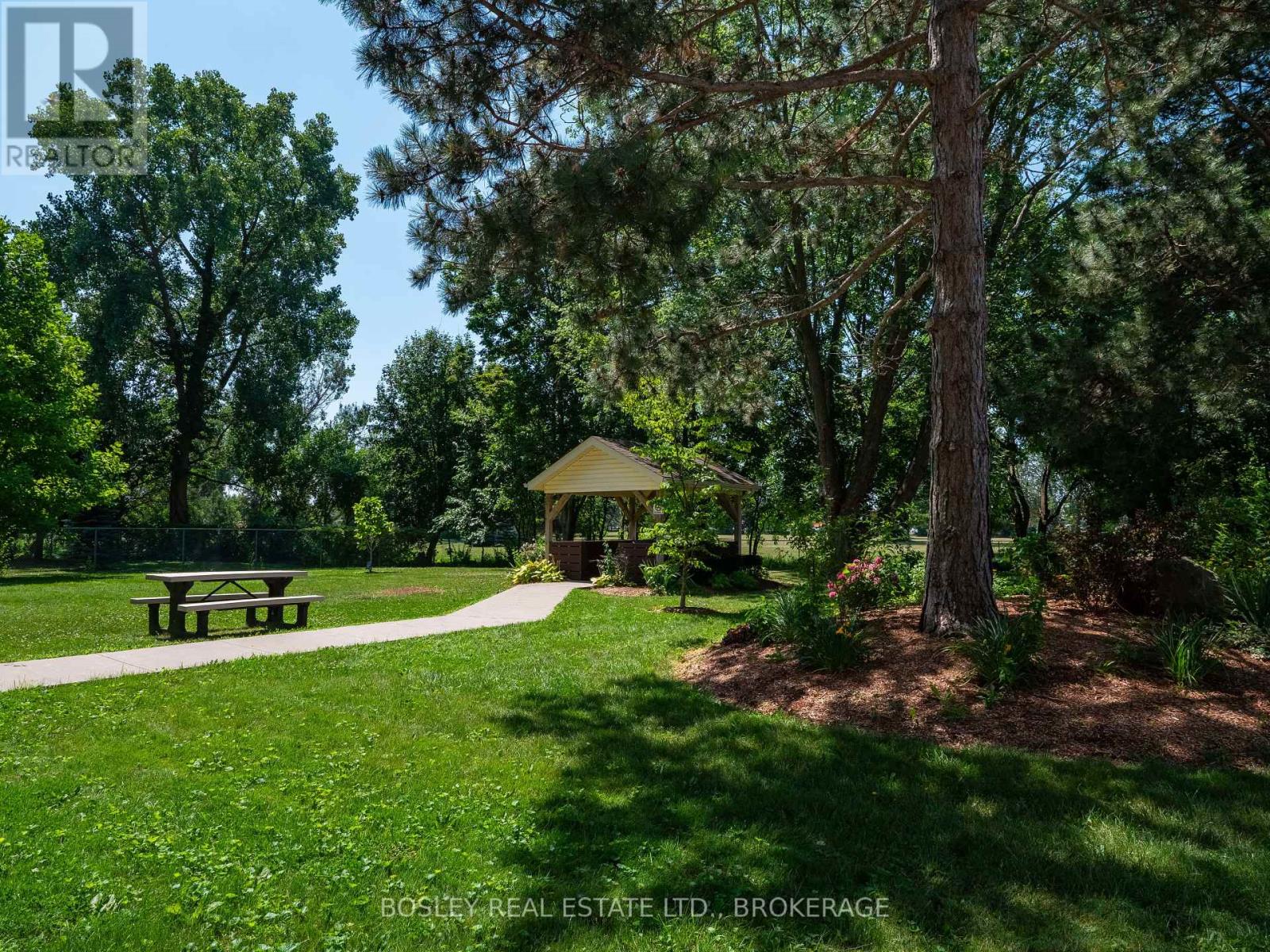 409 - 365 Geneva Street, St. Catharines, Ontario L2N 5S7 - Photo 5 - X12319692