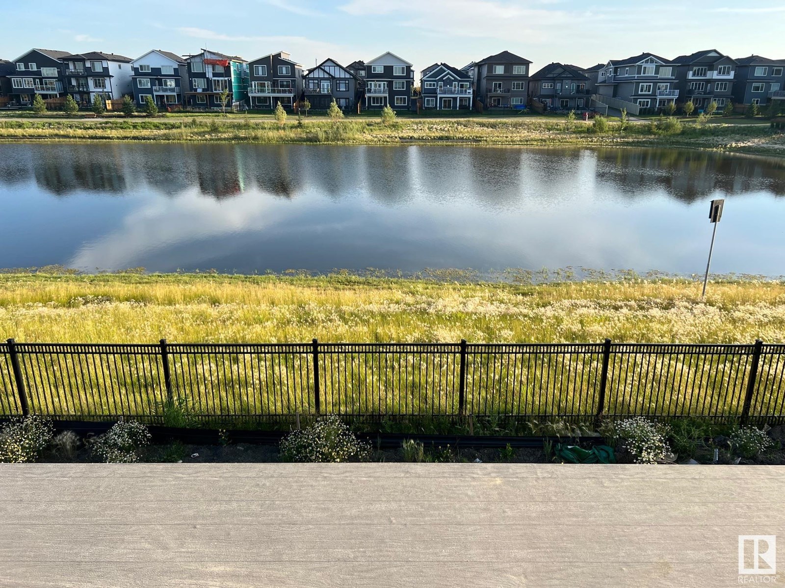 Property at 68 Eldridge PT image 5