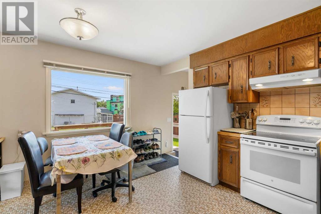 2140 Halifax Crescent Nw, Calgary, Alberta  T2M 4C7 - Photo 20 - A2244819