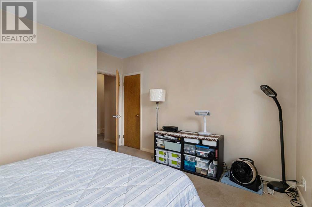 2140 Halifax Crescent Nw, Calgary, Alberta  T2M 4C7 - Photo 27 - A2244819