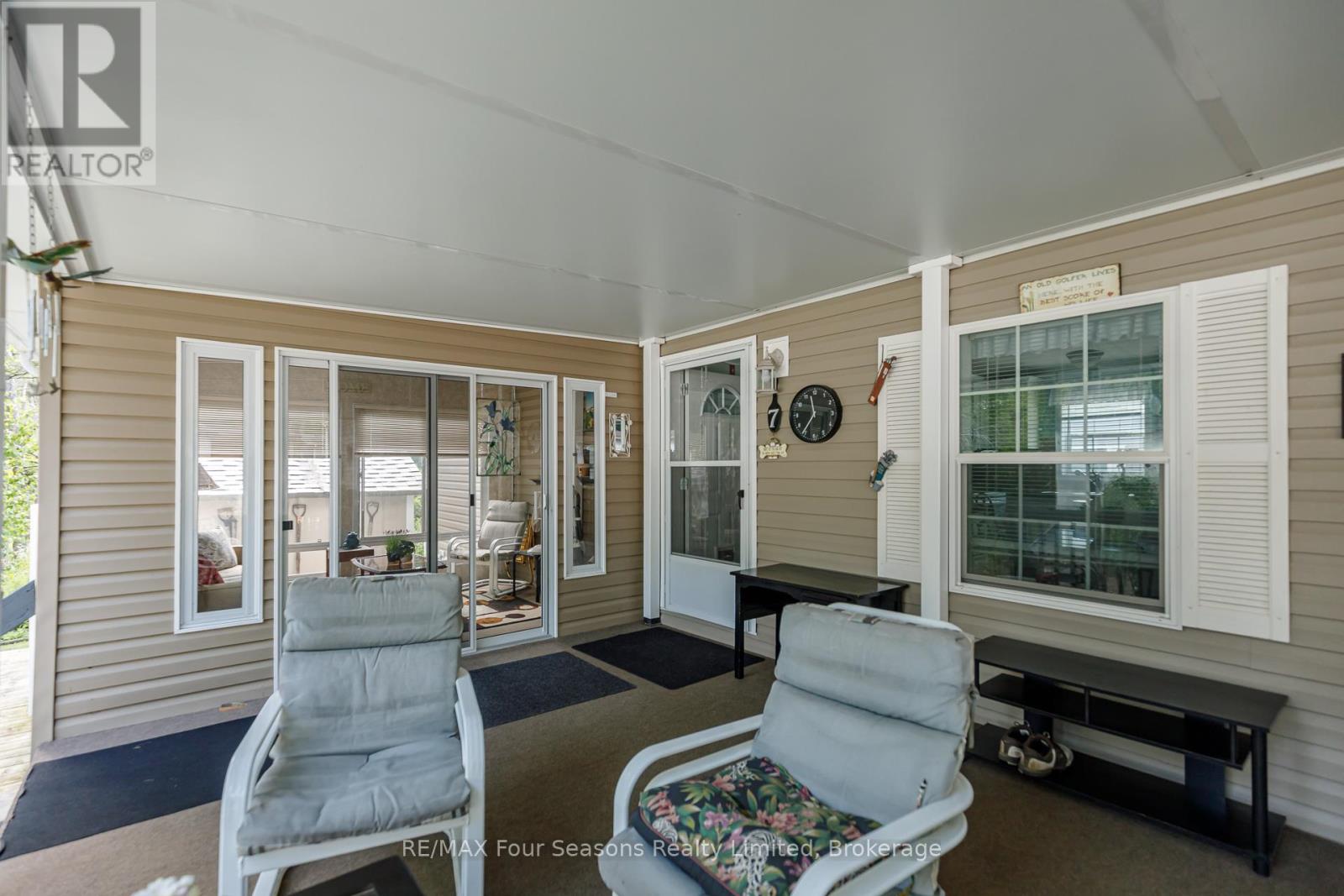 7 Allen Drive S, Wasaga Beach, Ontario  L9Z 1K5 - Photo 19 - S12319827