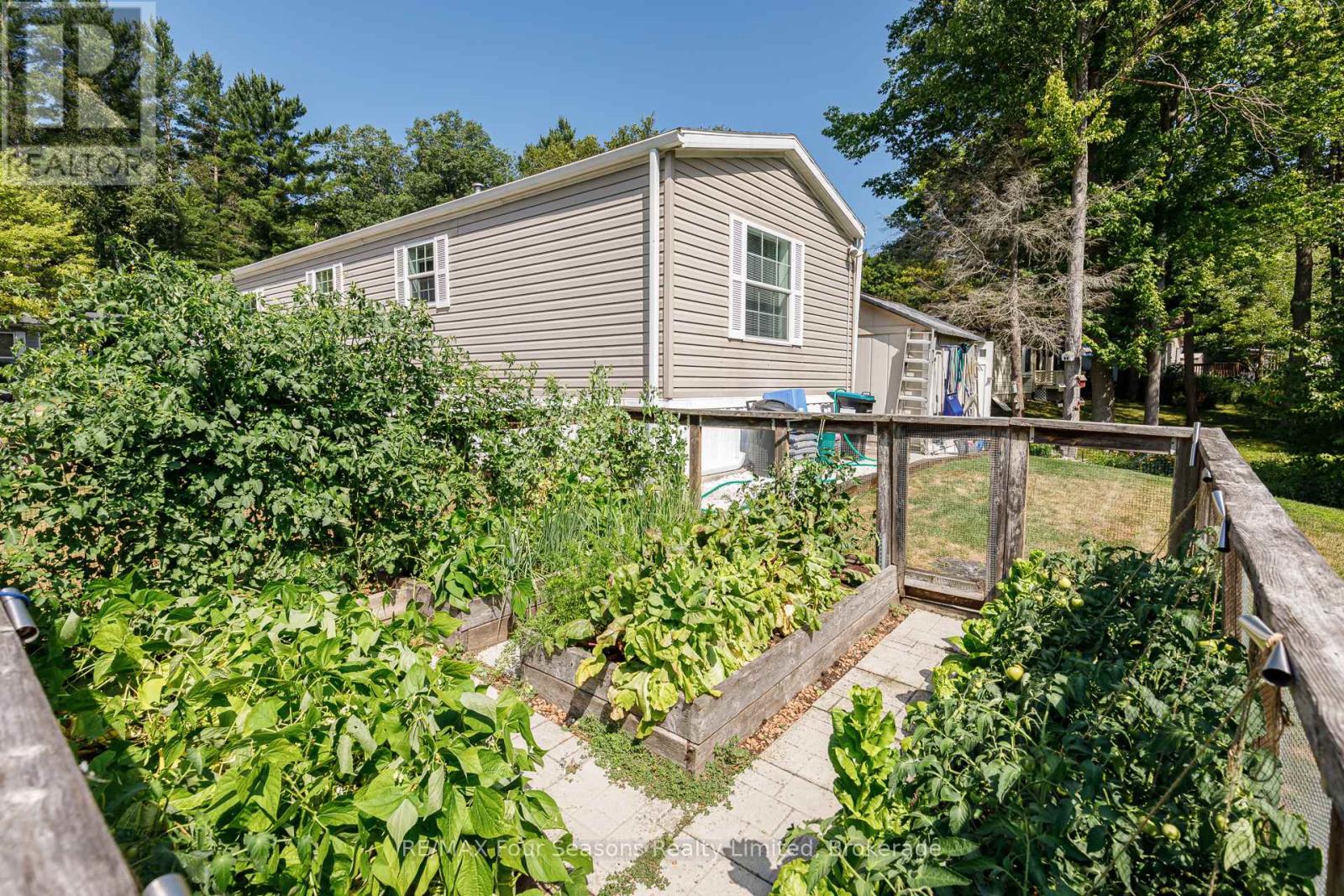 7 Allen Drive S, Wasaga Beach, Ontario  L9Z 1K5 - Photo 34 - S12319827