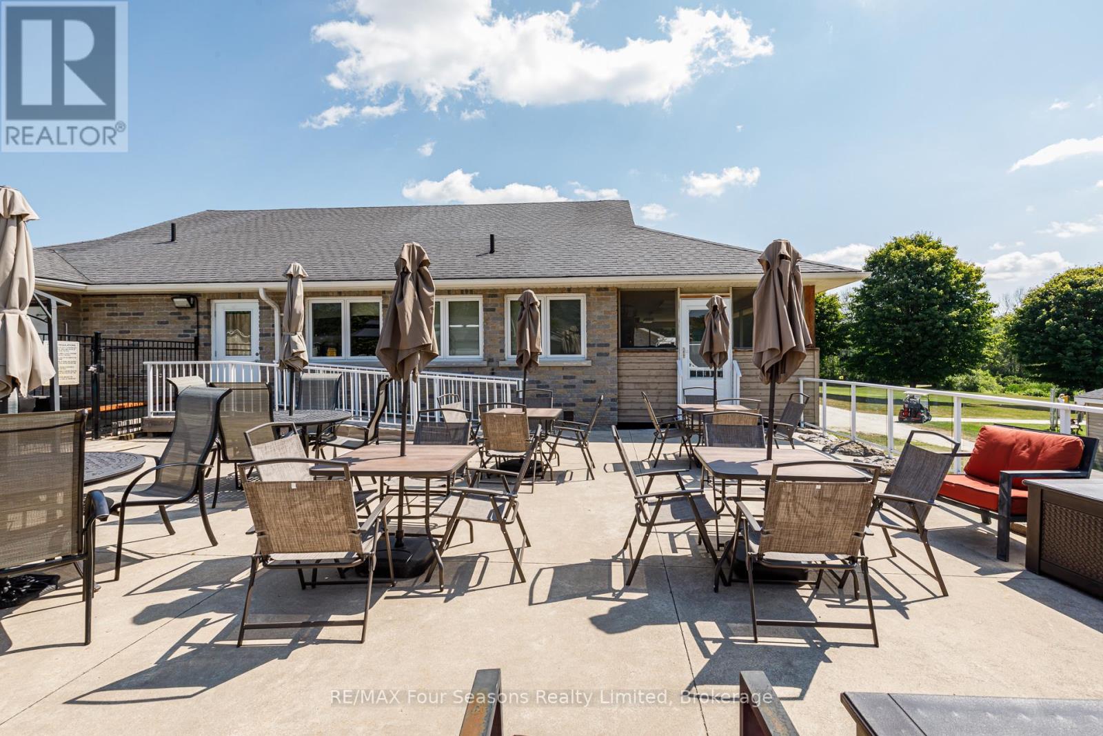 7 Allen Drive S, Wasaga Beach, Ontario  L9Z 1K5 - Photo 39 - S12319827