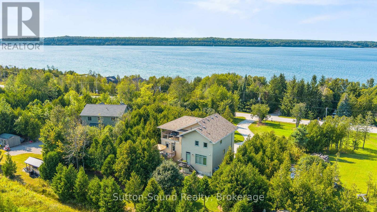 110 Sunset Boulevard, Georgian Bluffs, Ontario  N0H 2T0 - Photo 45 - X12049217