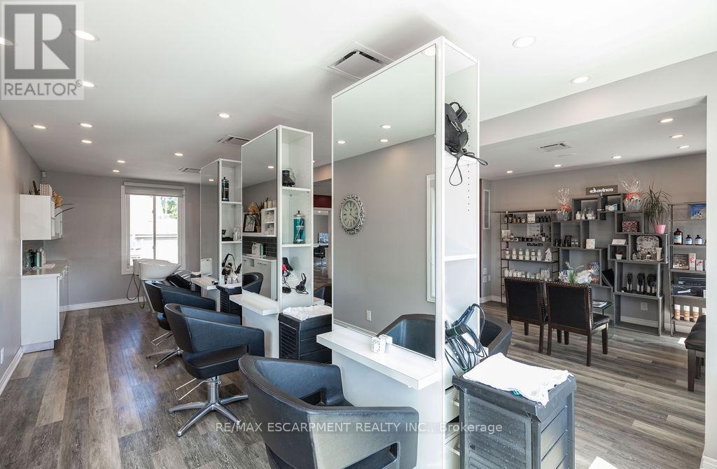 664 Upper James Street, Hamilton, Ontario L9C 2Z3 - Photo 37 - X12319611