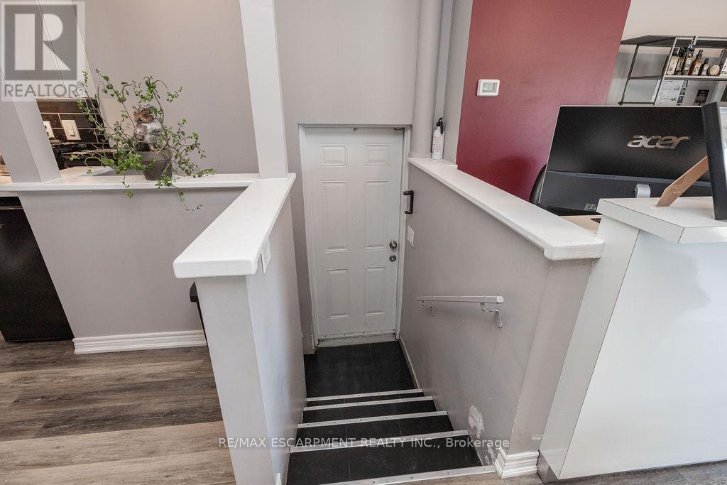 664 Upper James Street, Hamilton, Ontario L9C 2Z3 - Photo 40 - X12319611