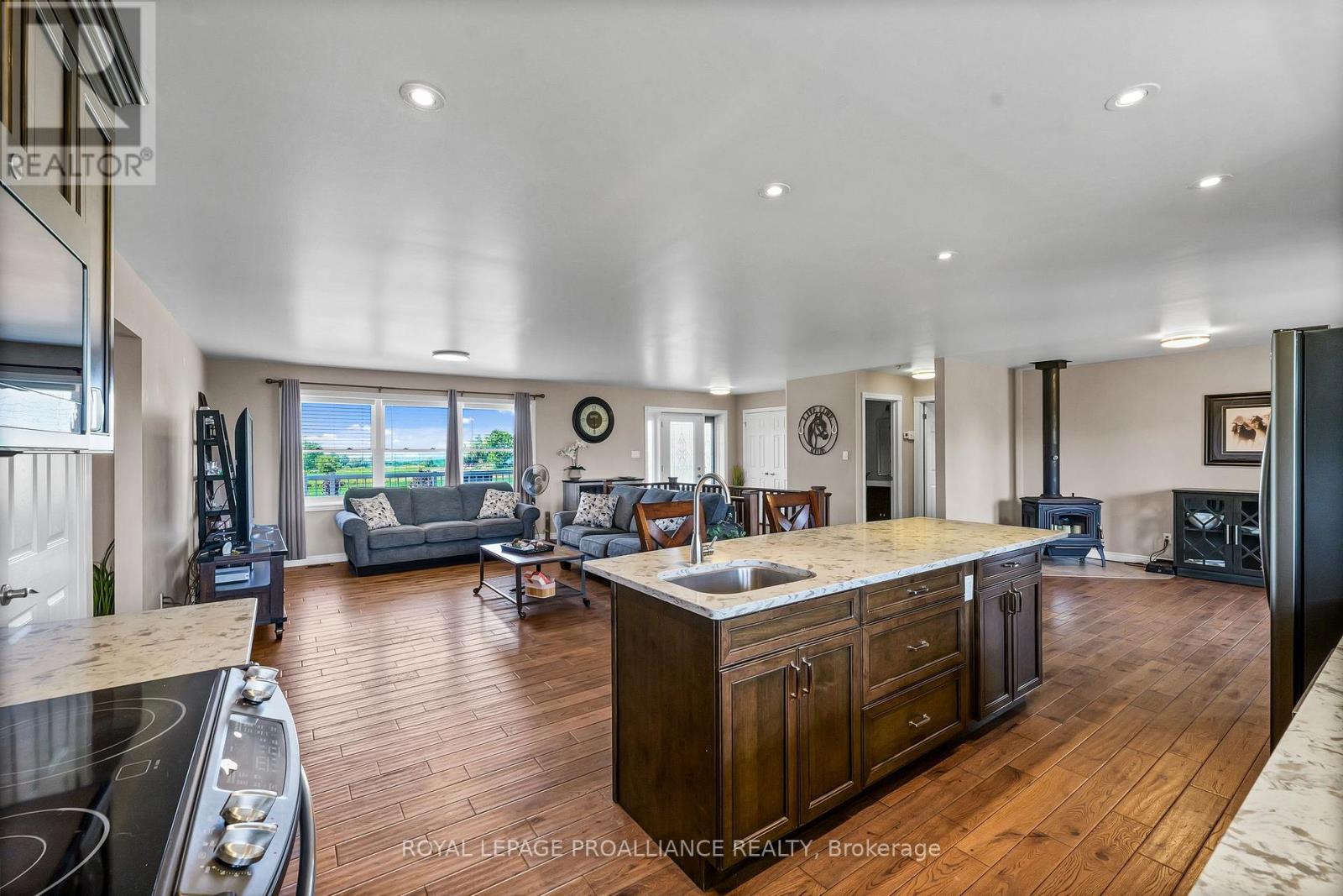 1526 County Road 2, Otonabee-South Monaghan, Ontario  K0L 1B0 - Photo 15 - X12319754