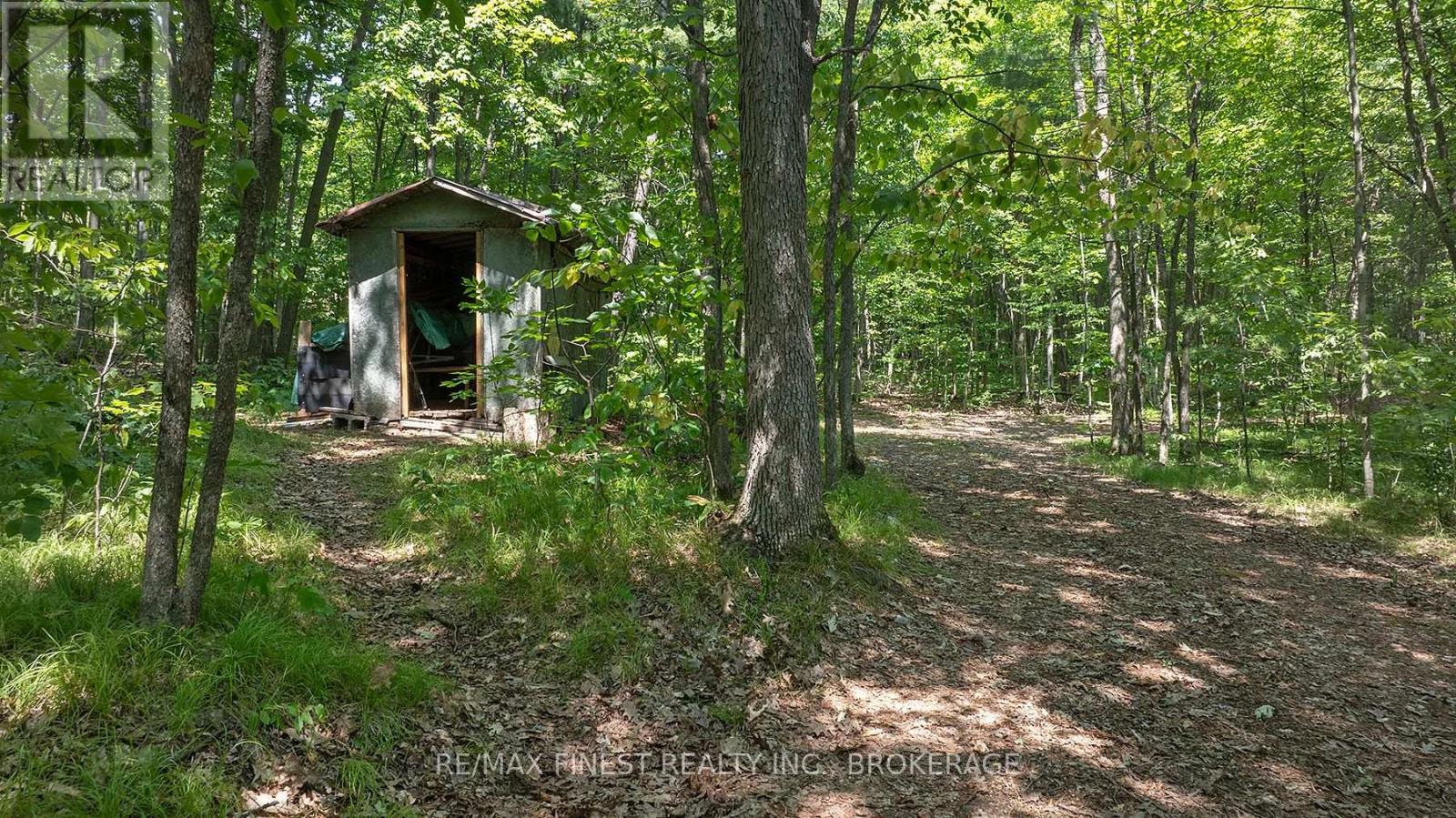 174 Hall Road, Leeds And The Thousand Islands, Ontario  K0E 1L0 - Photo 23 - X12319826