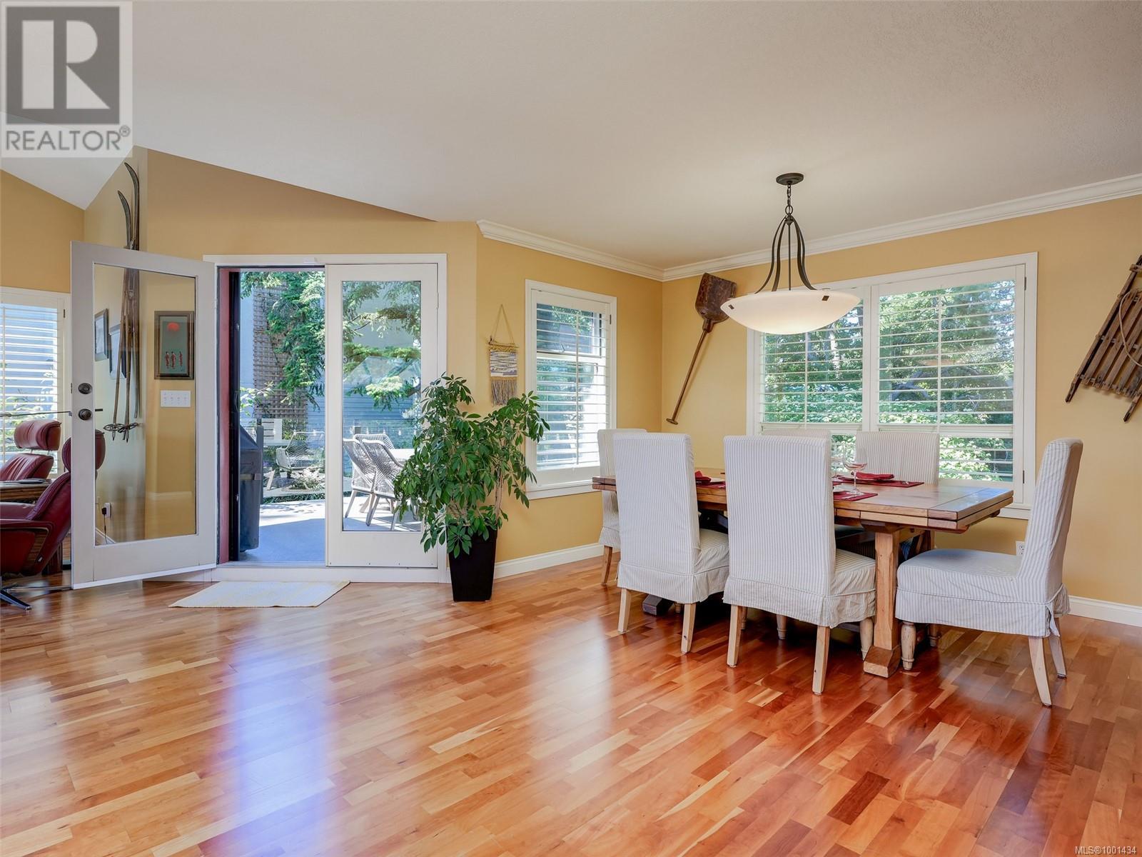 Property at 442 Grafton St image 5