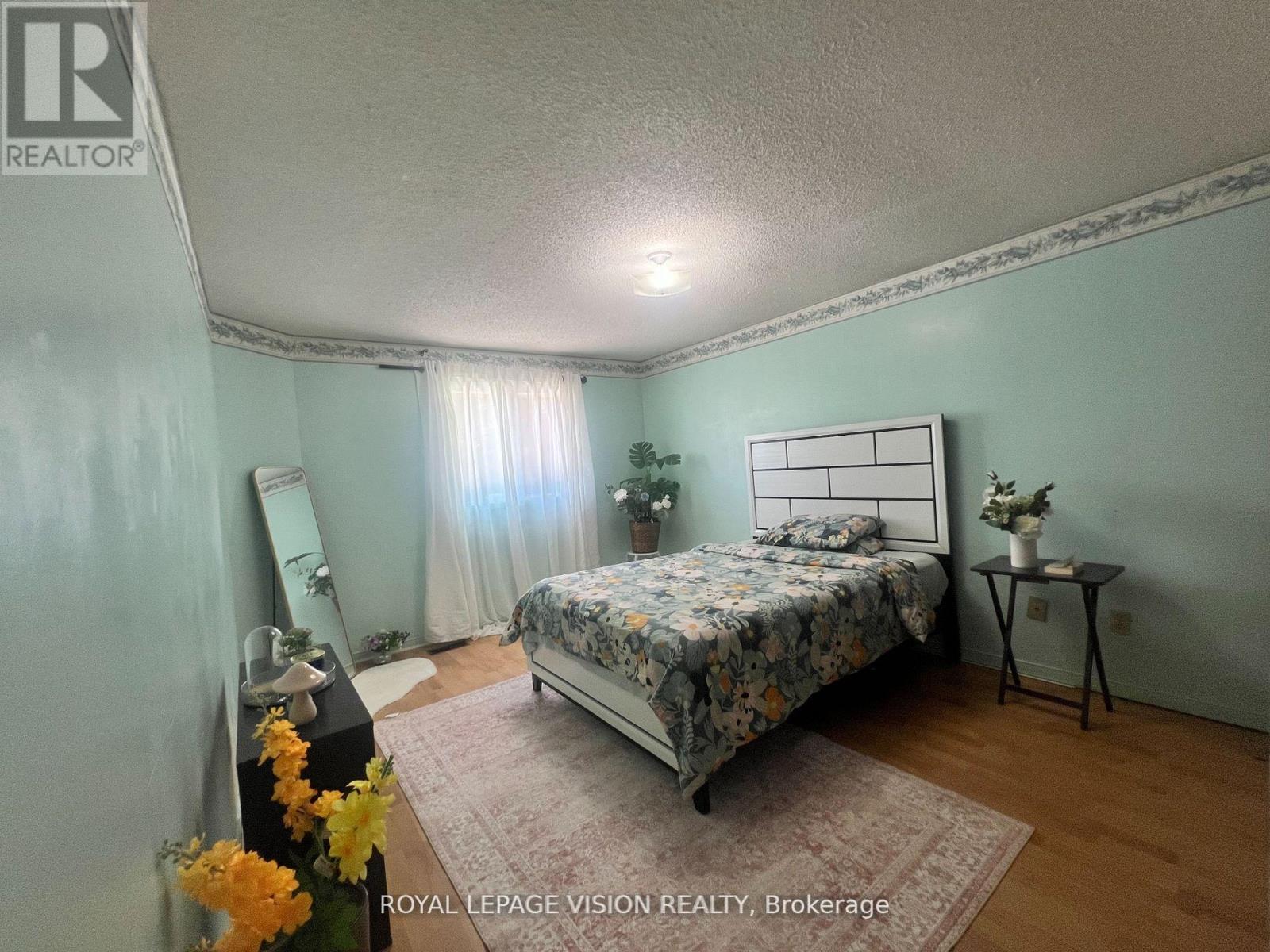 Upper - 2 Glenheather Terrace, Toronto, Ontario  M1B 5H3 - Photo 21 - E12319748