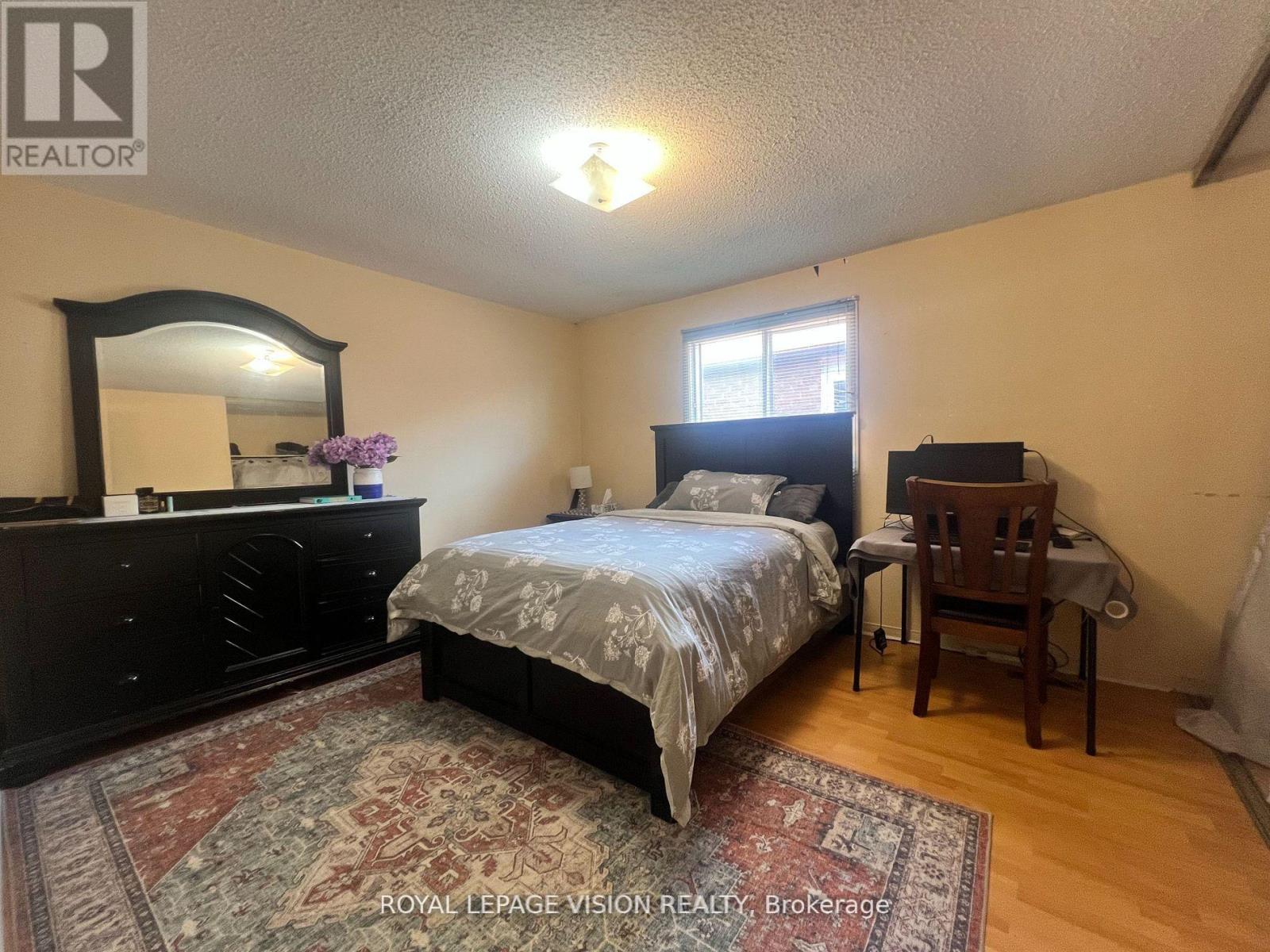 Upper - 2 Glenheather Terrace, Toronto, Ontario  M1B 5H3 - Photo 23 - E12319748