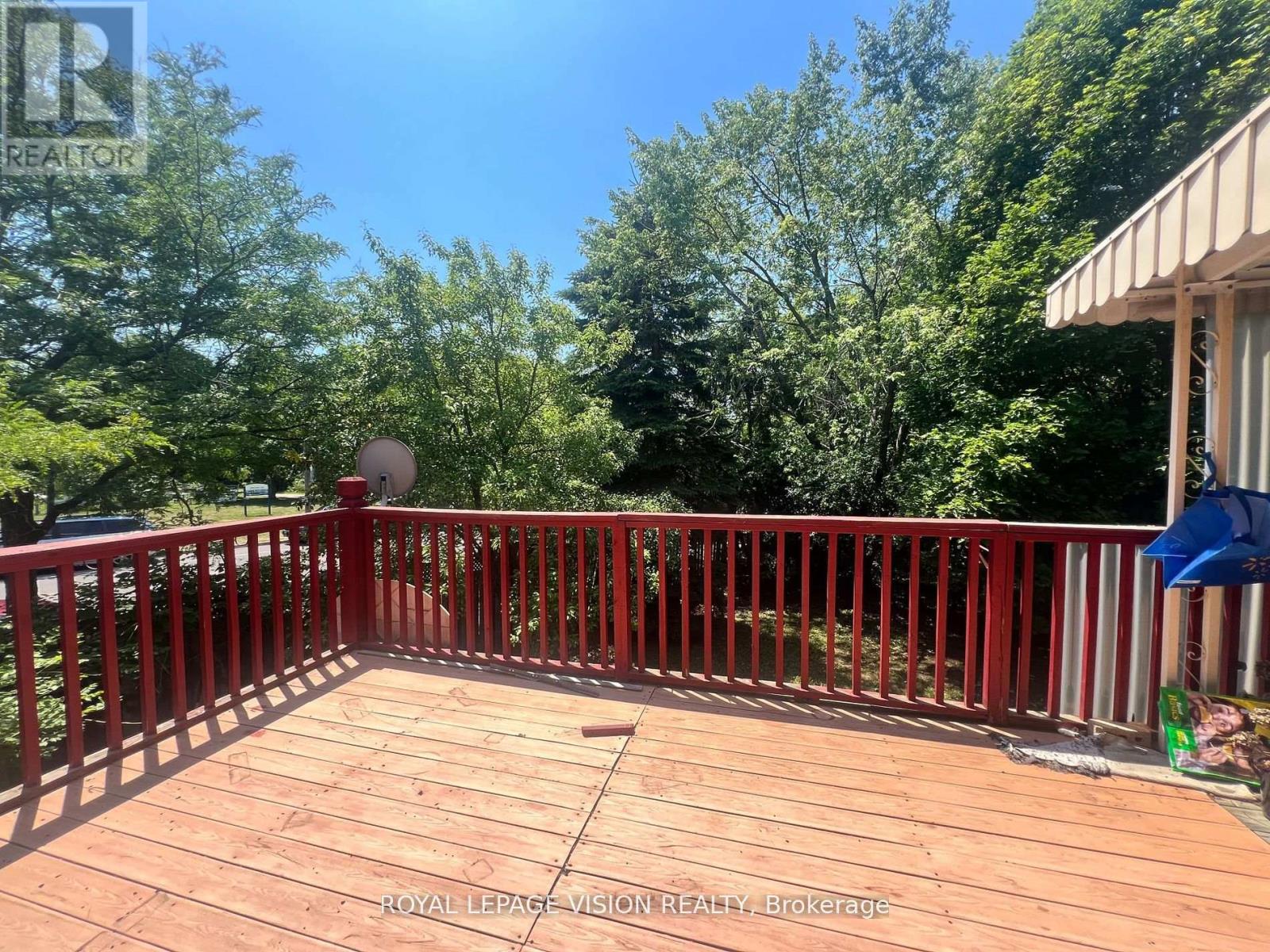 Upper - 2 Glenheather Terrace, Toronto, Ontario  M1B 5H3 - Photo 32 - E12319748