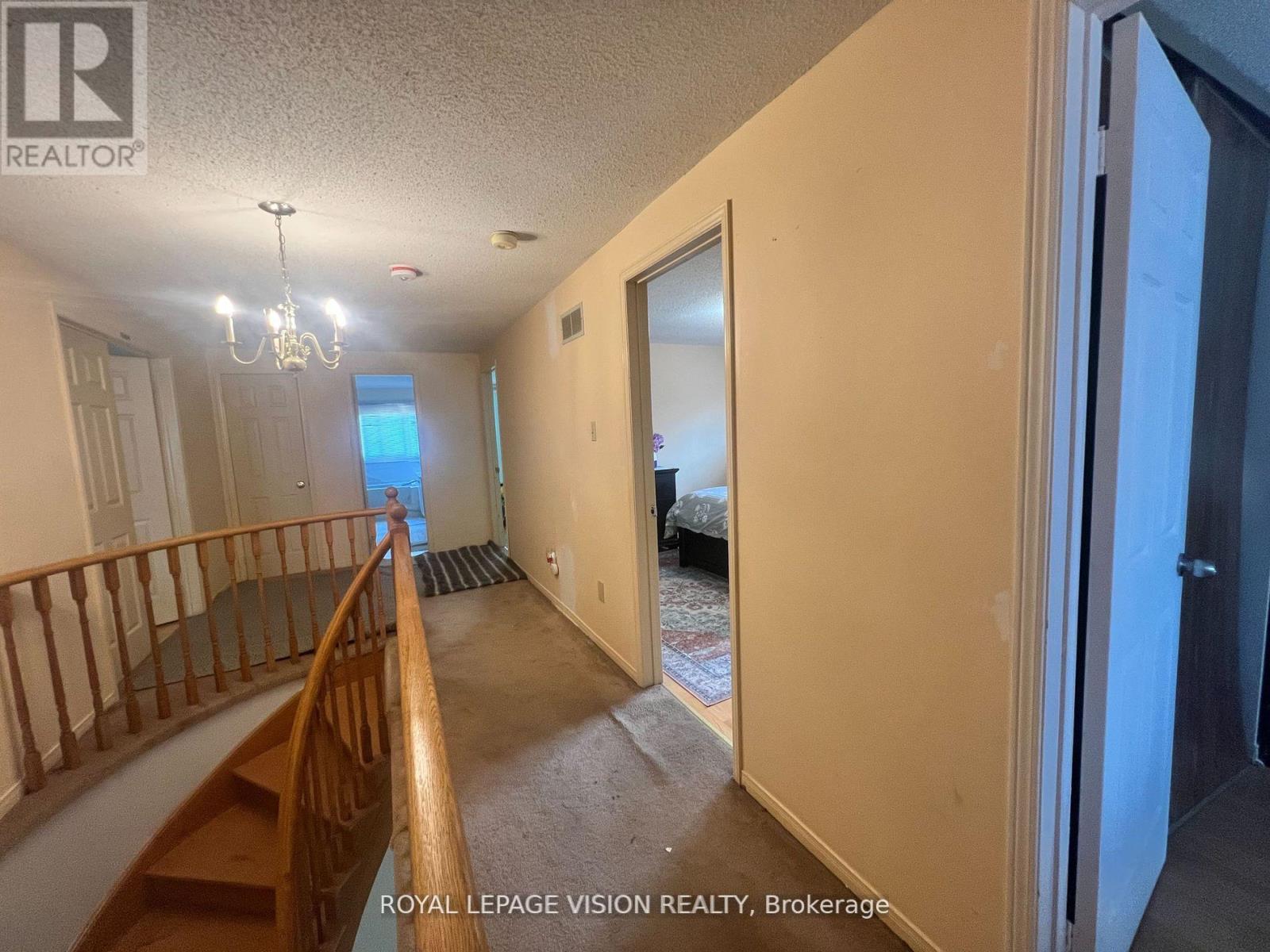 Upper - 2 Glenheather Terrace, Toronto, Ontario  M1B 5H3 - Photo 34 - E12319748