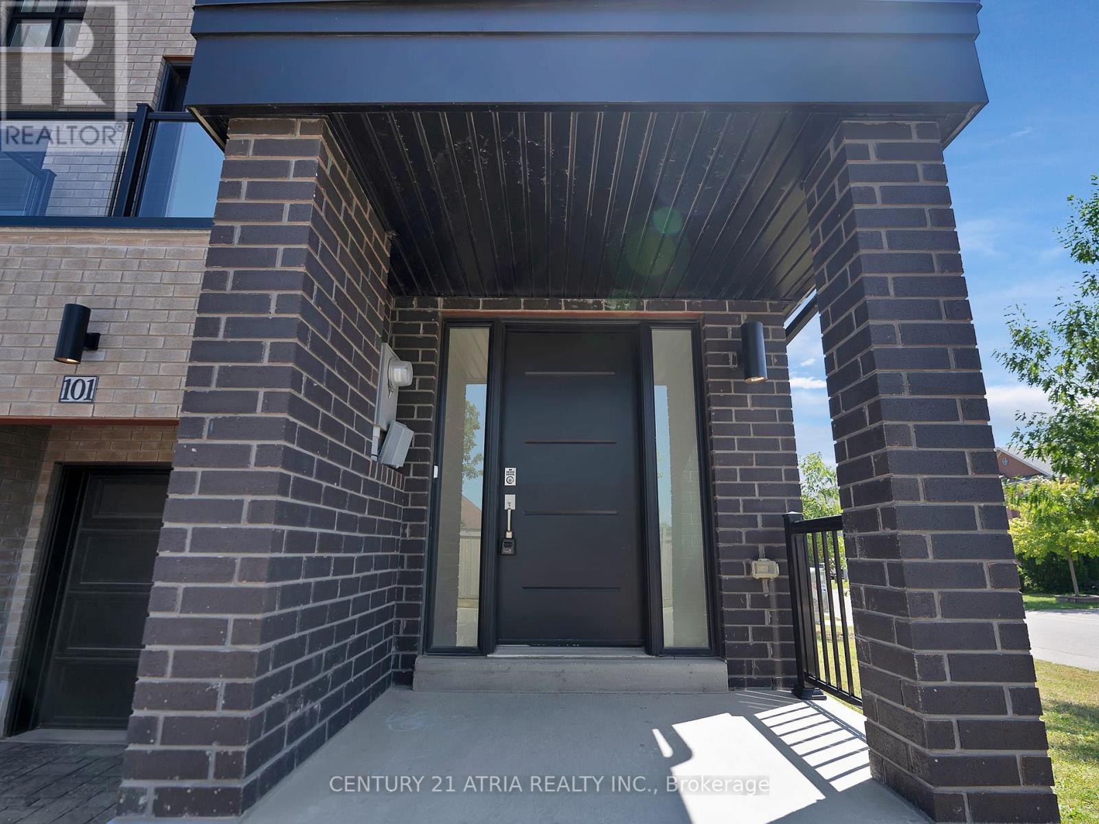 Property at 101 GRIDIRON GATE image 2