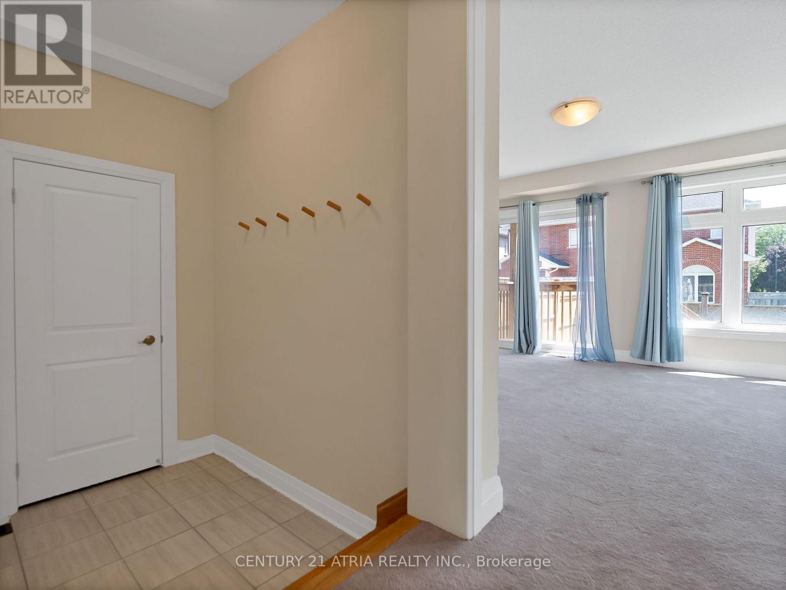 Property at 101 GRIDIRON GATE image 5