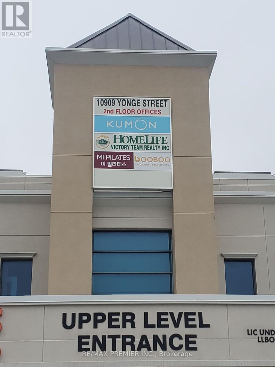 202 - 10909 Yonge Street, Richmond Hill, Ontario  L4C 3E3 - Photo 10 - N12319852
