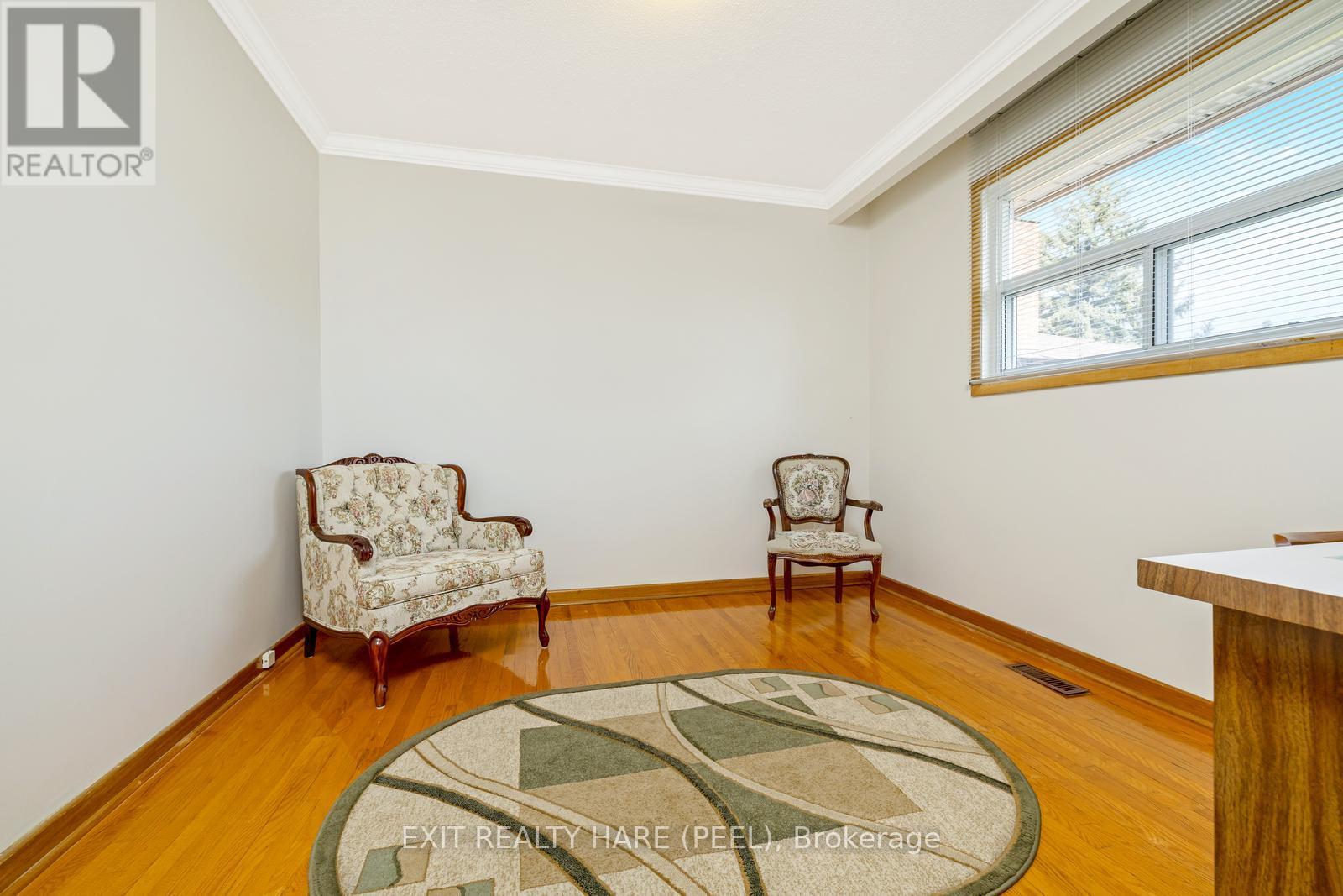 7 Meadowland Gate, Brampton, Ontario  L6W 3N8 - Photo 22 - W12319705