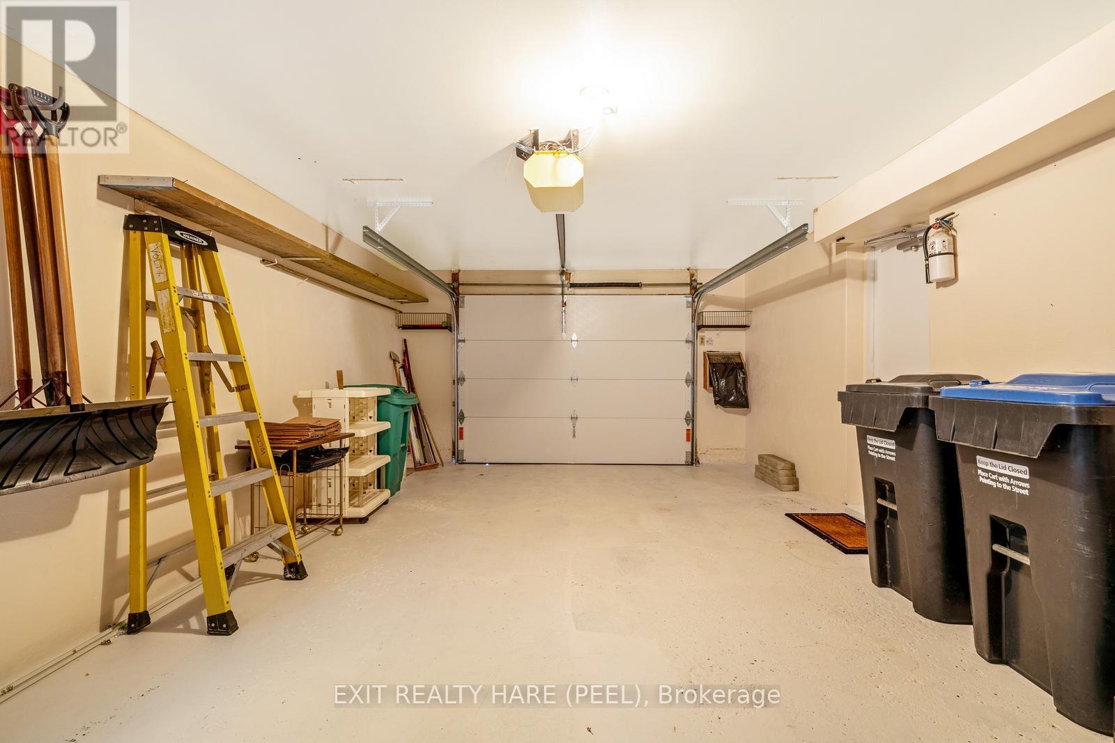 7 Meadowland Gate, Brampton, Ontario  L6W 3N8 - Photo 44 - W12319705