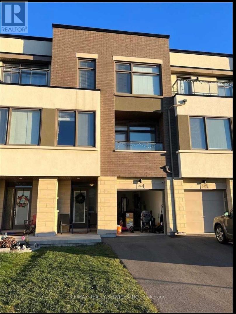244 WHEAT BOOM DRIVE, Oakville, Ontario