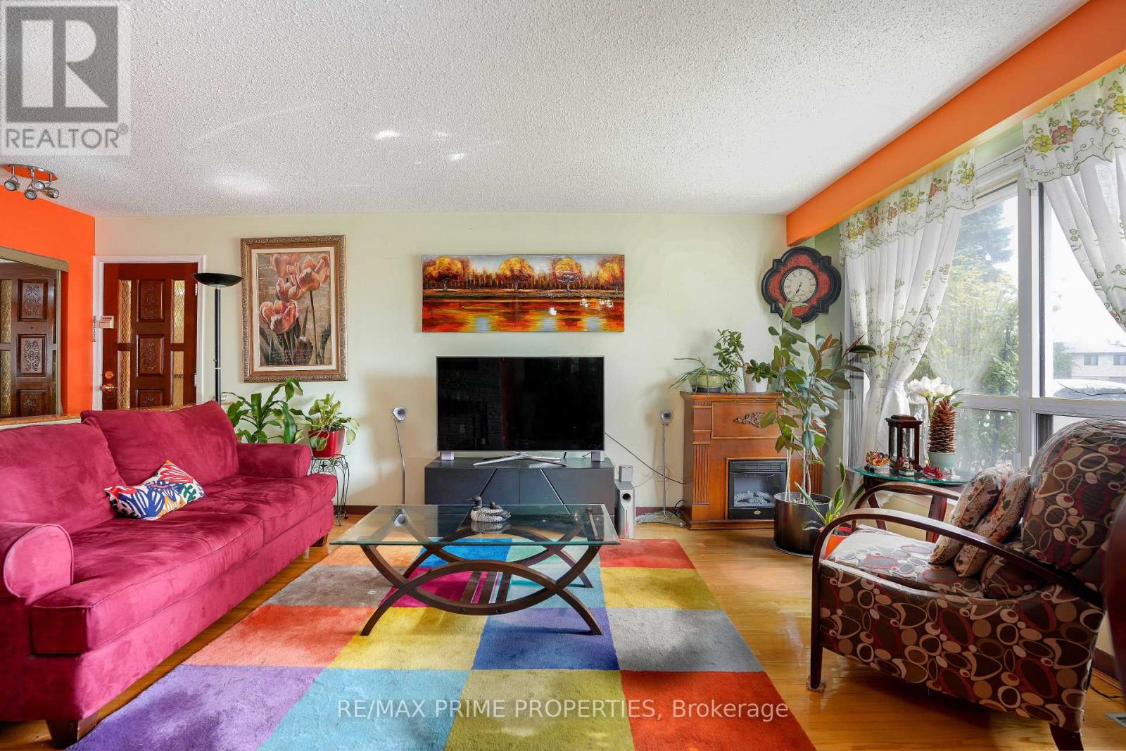 81 Silverstone Drive, Toronto, Ontario  M9V 3G4 - Photo 11 - W12319800
