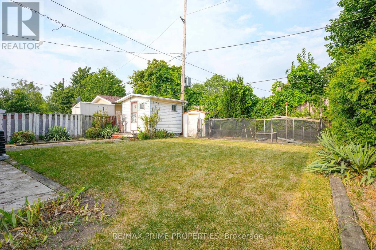 81 Silverstone Drive, Toronto, Ontario  M9V 3G4 - Photo 42 - W12319800