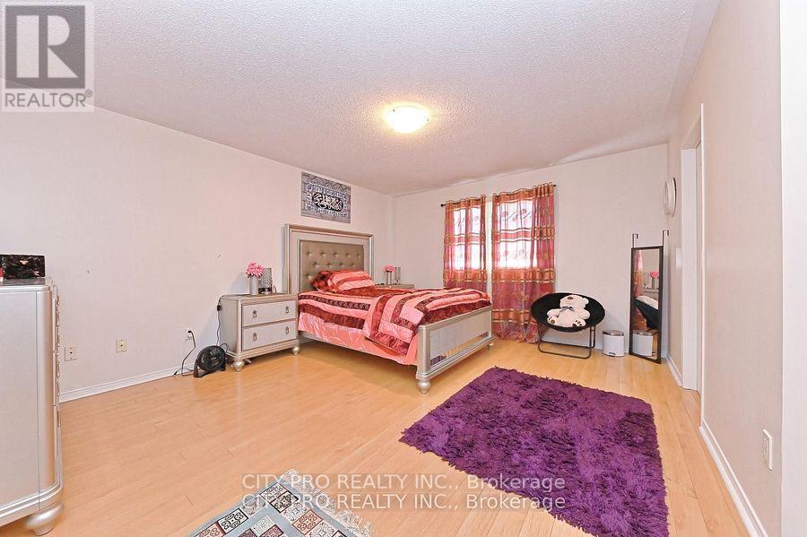 7302 Rosehurst Drive, Mississauga, Ontario  L5N 8H1 - Photo 29 - W12319834