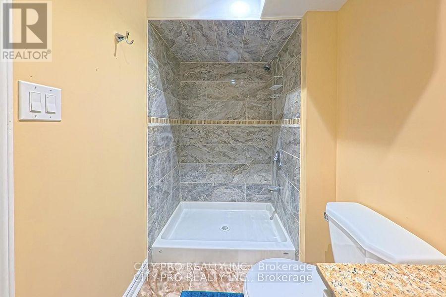 7302 Rosehurst Drive, Mississauga, Ontario  L5N 8H1 - Photo 41 - W12319834
