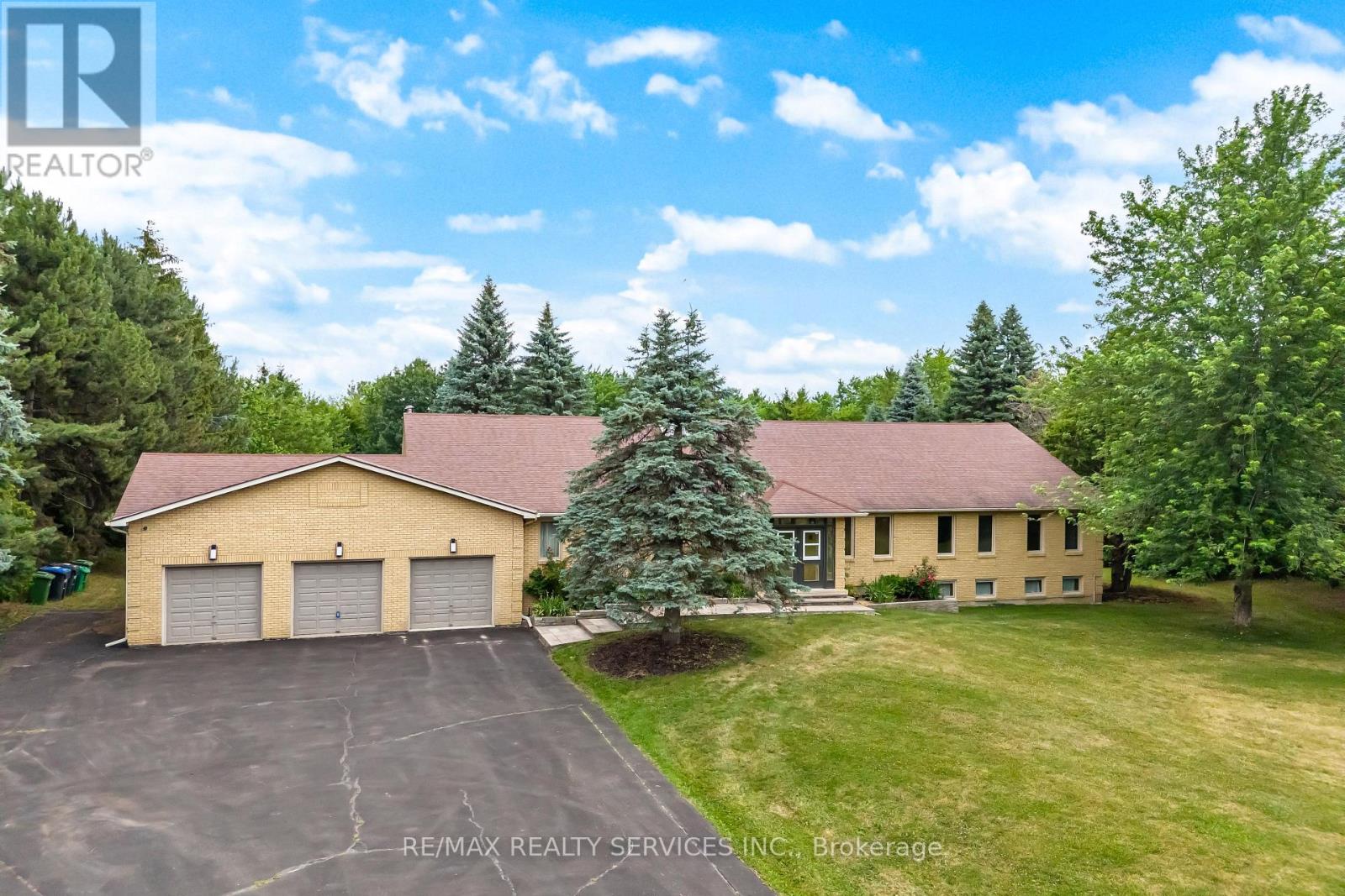 Property at 22 ROSEGARDEN DRIVE image 1