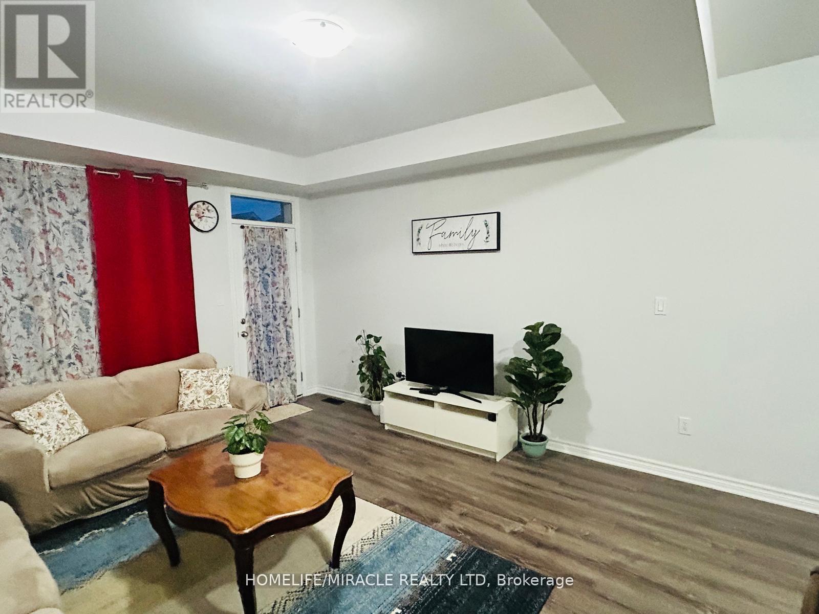 301 Equestrian Way, Cambridge, Ontario  N3E 0C7 - Photo 7 - X12319697