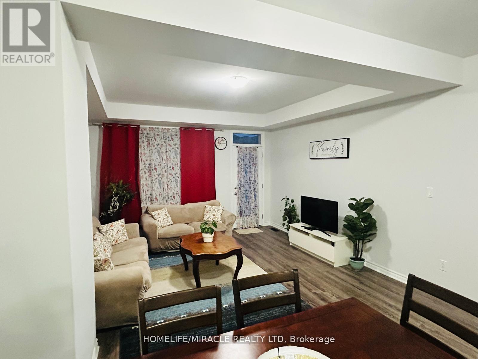 301 Equestrian Way, Cambridge, Ontario  N3E 0C7 - Photo 8 - X12319697