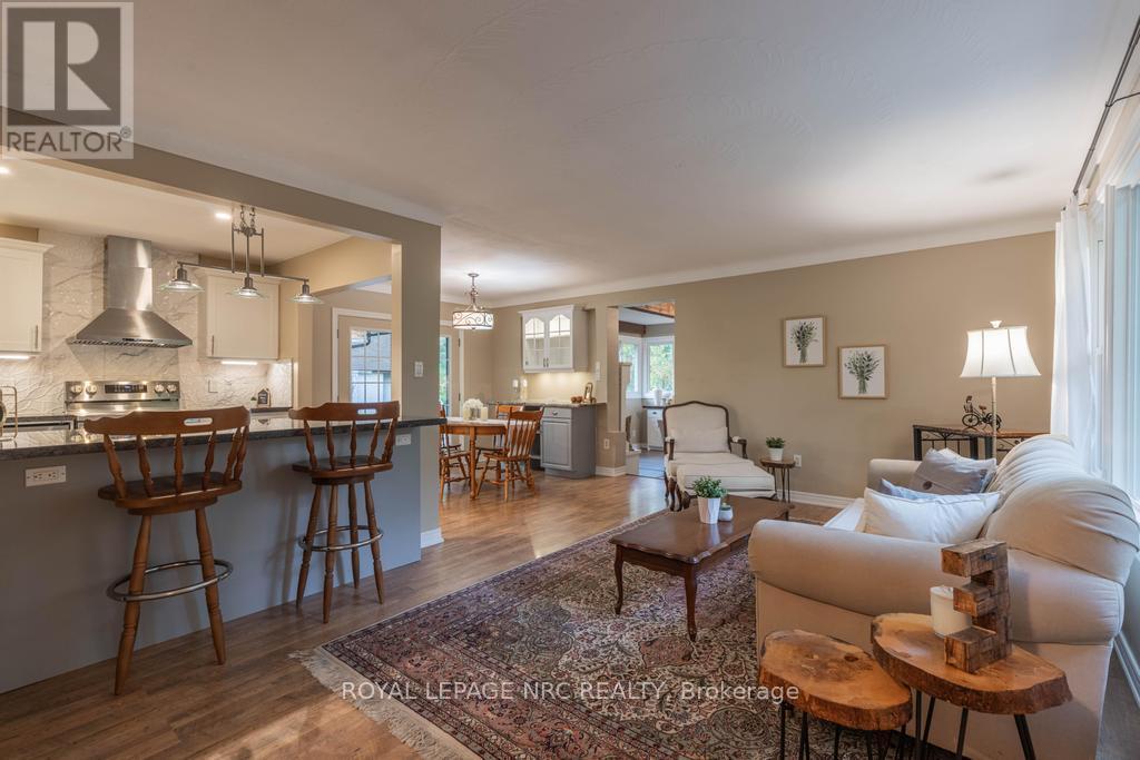 2432 Port Robinson Road, Thorold, Ontario  L3B 5N5 - Photo 23 - X12319744