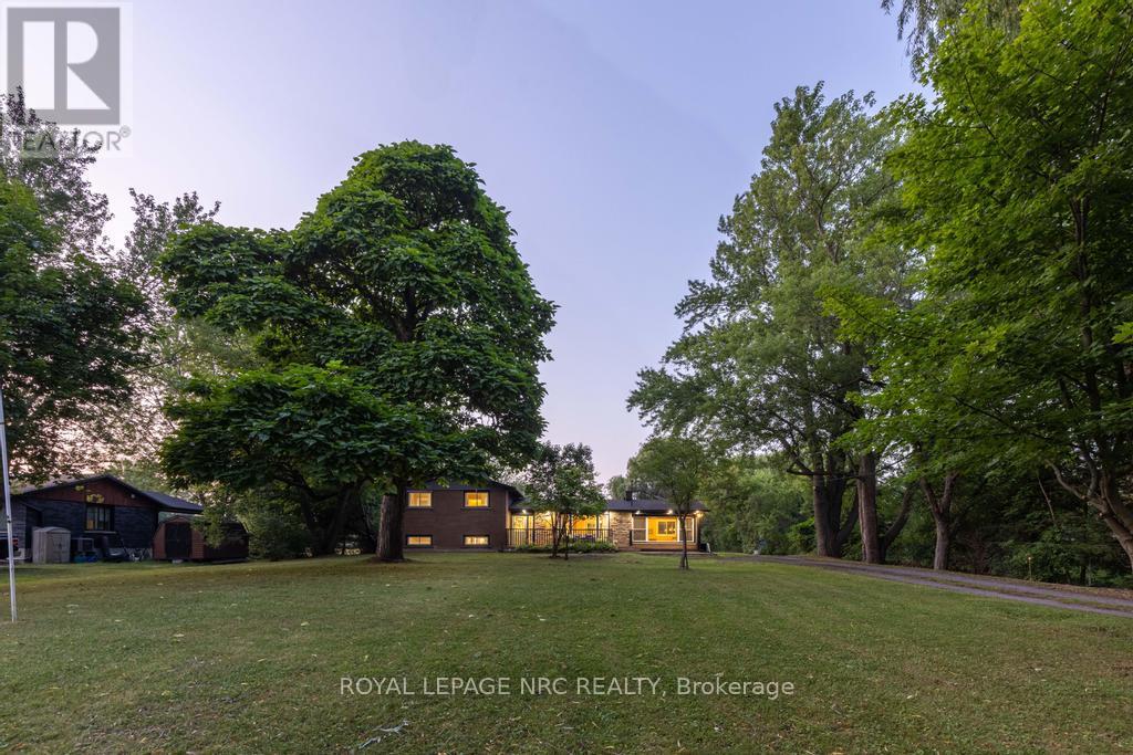 2432 Port Robinson Road, Thorold, Ontario  L3B 5N5 - Photo 43 - X12319744