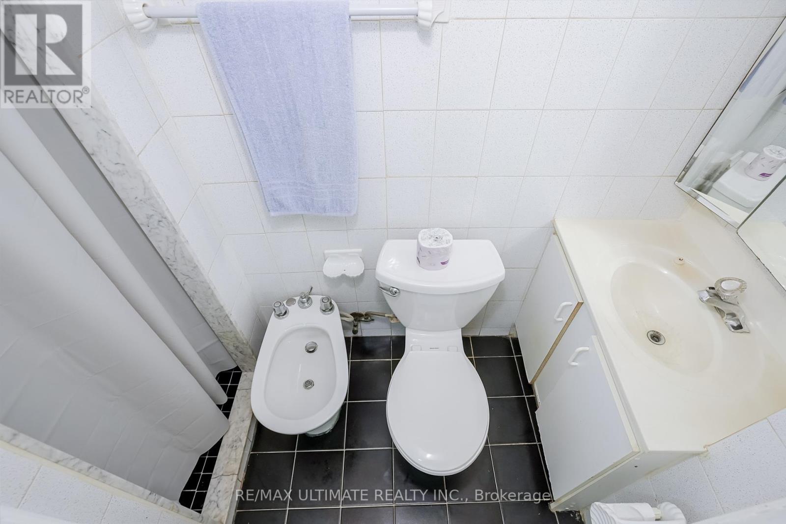 6a North Woodrow Boulevard, Toronto, Ontario  M1K 1W1 - Photo 24 - E12319120