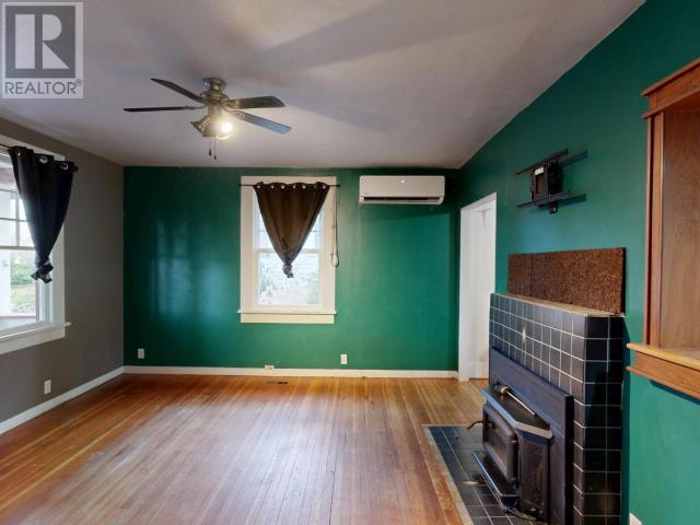 4532 Joyce Ave, Powell River, British Columbia - Photo 9 - 19192