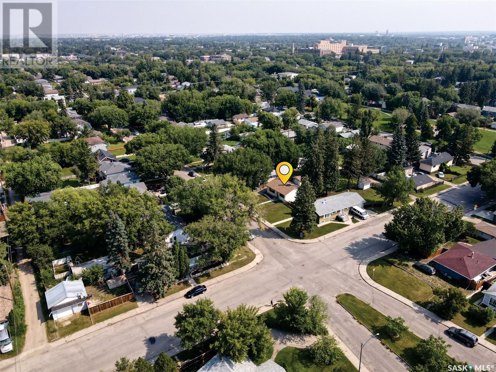 450 V Avenue S, Saskatoon, Saskatchewan  S7M 3E7 - Photo 2 - SK014375